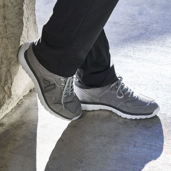 No. 50 Sport Trainer in Grey